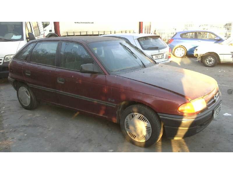 opel astra f berlina del año 1993