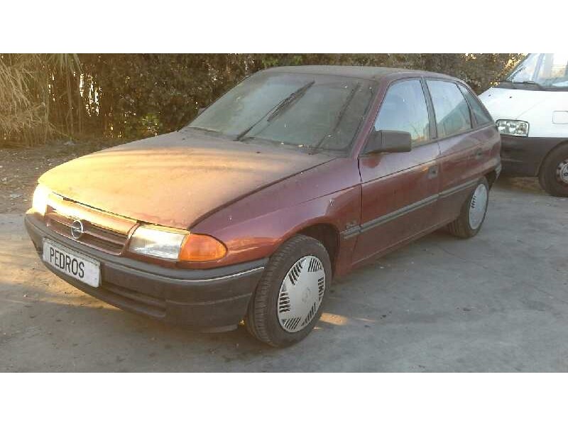 opel astra f berlina del año 1993