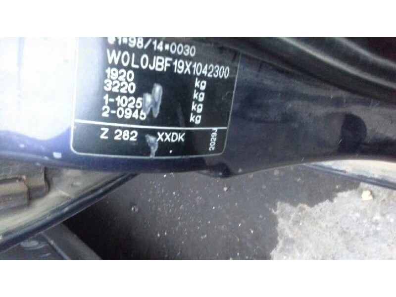 opel vectra b berlina del año 1999