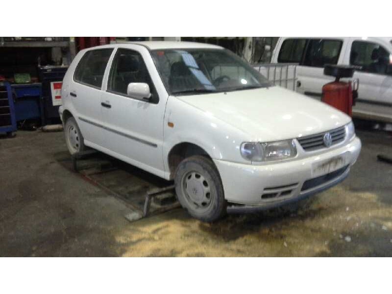 volkswagen polo berlina (6n1) del año 1998