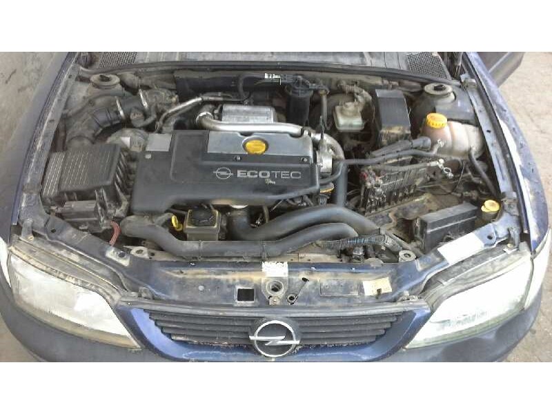 opel vectra b berlina del año 1998
