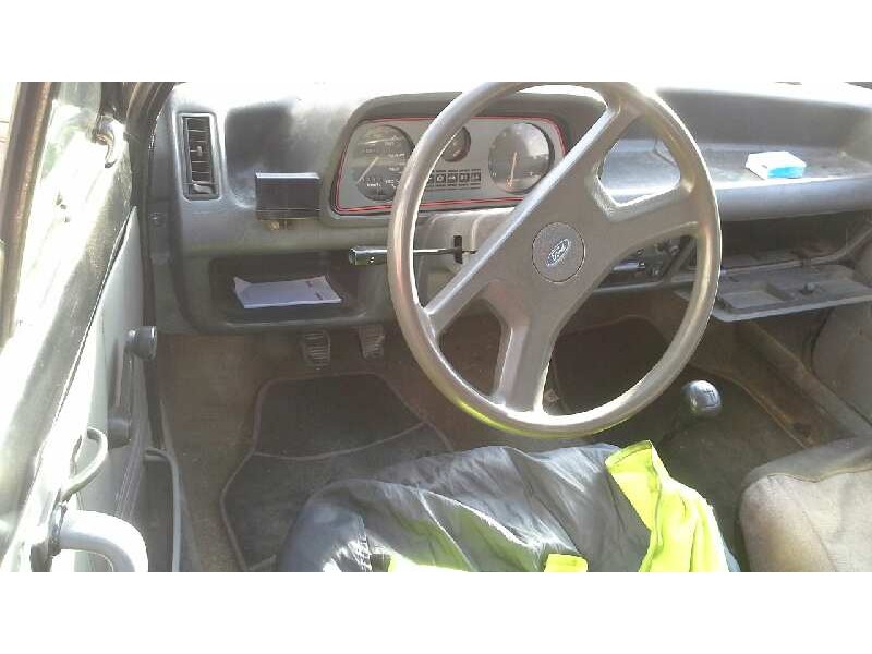 ford fiesta berl./express del año 1983