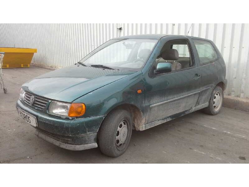 volkswagen polo berlina (6n1) del año 1997