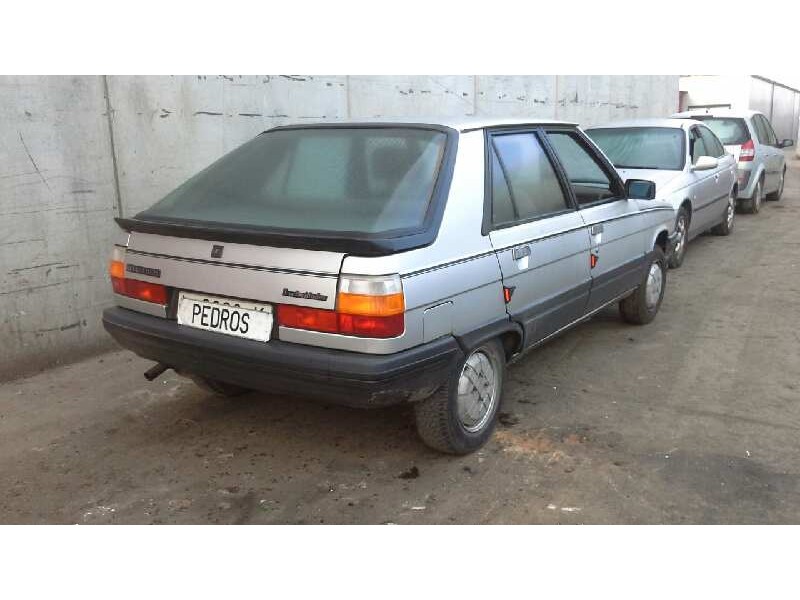 renault r-11 del año 1984