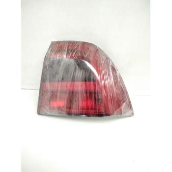 Recambio de piloto trasero derecho para opel vectra b berlina 2.0 dti referencia OEM IAM YORKA 62145  
