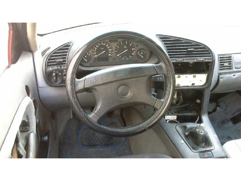 bmw serie 3 berlina (e36) del año 1993