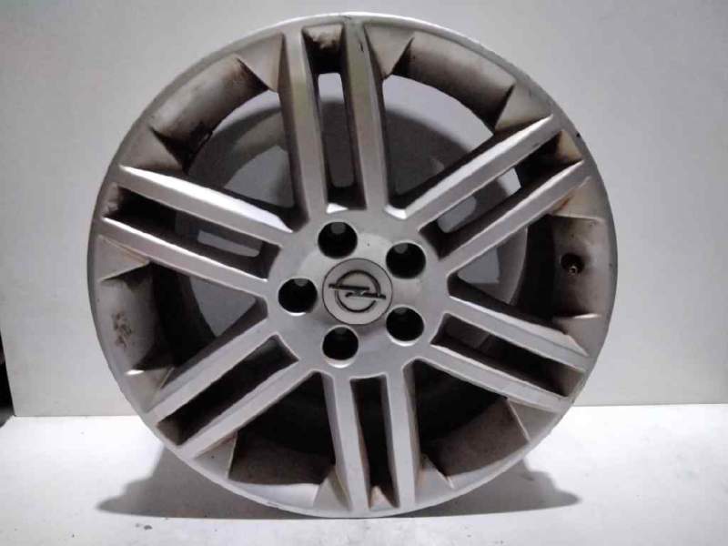Recambio de llanta aluminio para opel vectra c berlina design referencia OEM IAM 17 5TORNILLOS ET41 