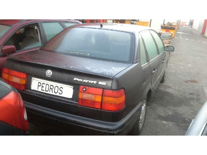 volkswagen passat berlina (3a2) del año 1994