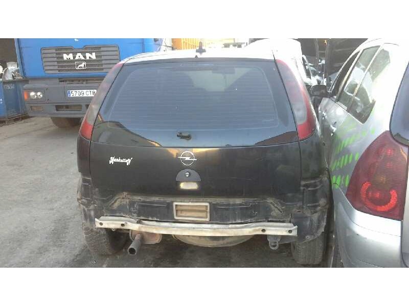 opel corsa c del año 2003