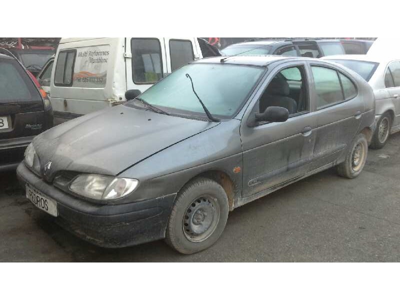 renault megane i berlina hatchback (ba0) del año 1996