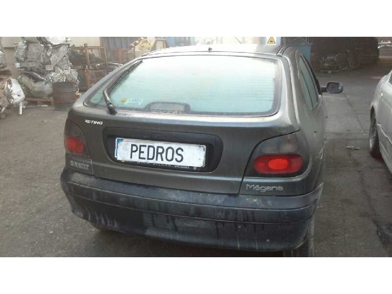 renault megane i berlina hatchback (ba0) del año 1996