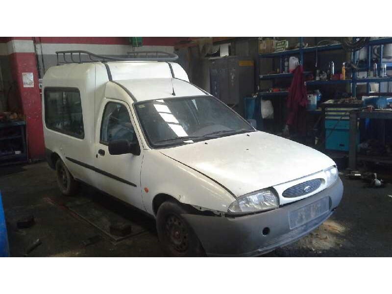 ford fiesta berl./courier del año 1996