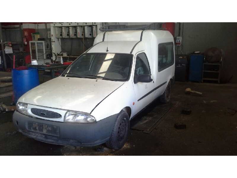 ford fiesta berl./courier del año 1996