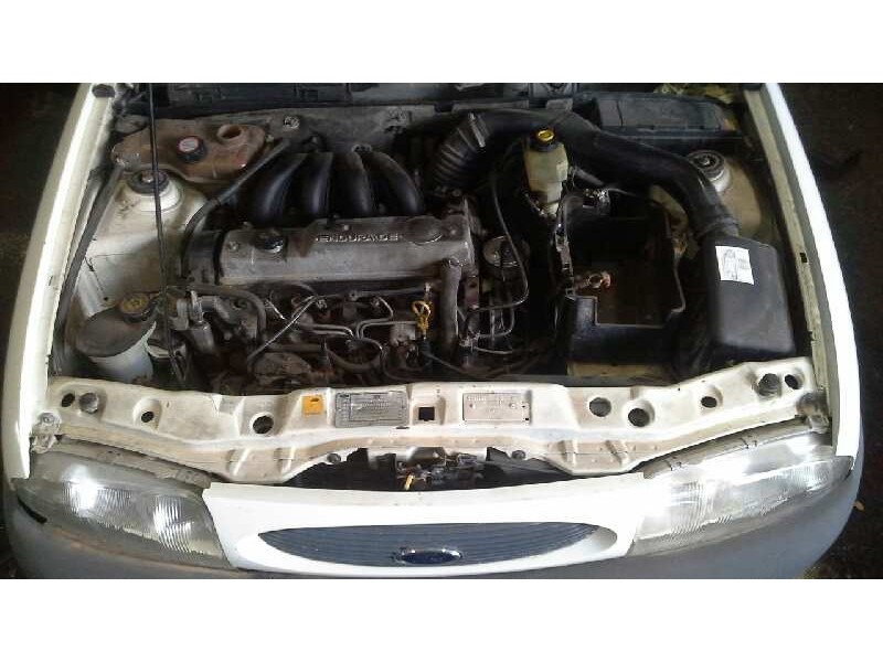 ford fiesta berl./courier del año 1996