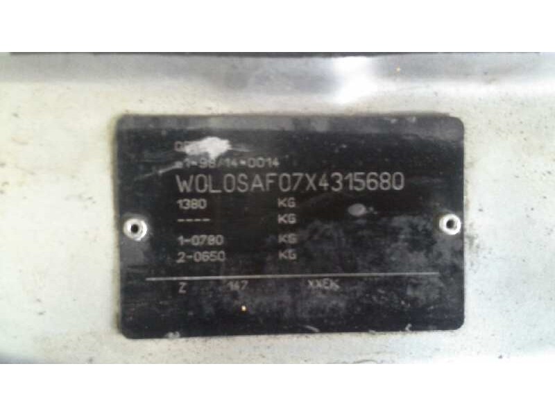 opel tigra del año 2000