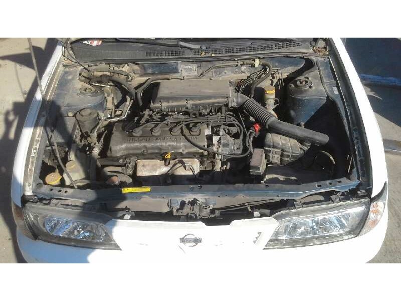 nissan almera (n15) del año 1999