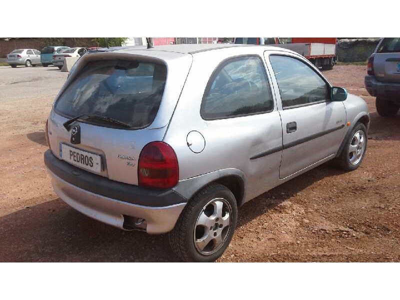 opel corsa b del año 1999