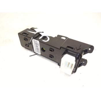 Recambio de mando elevalunas trasero derecho para hyundai tucson (tl, tle) 2.0 crdi referencia OEM IAM 93580D3121  