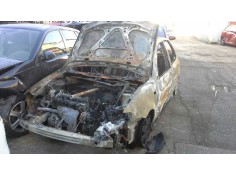 volkswagen polo berlina (6n2) del año 2000