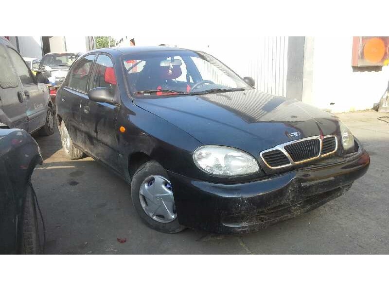 daewoo lanos del año 2002