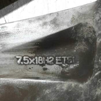 Recambio de llanta aluminio para seat leon sc (5f5) fr referencia OEM IAM 18-5-TORNILLOS ET51 