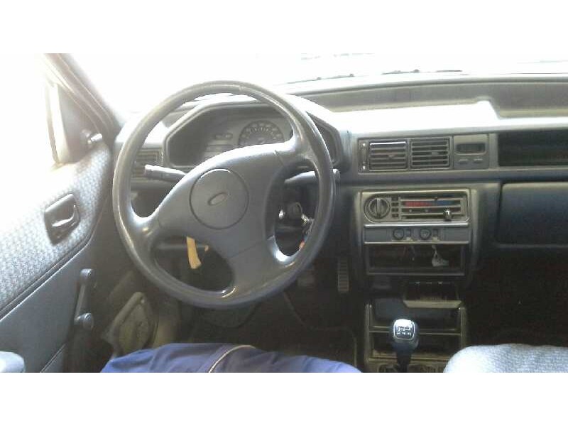 ford fiesta berl./courier del año 1993