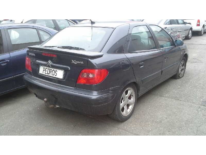 citroen xsara berlina del año 2001