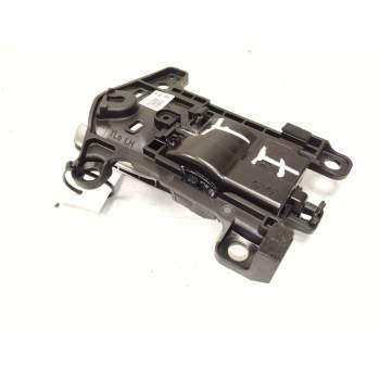 Recambio de maneta interior trasera izquierda para hyundai tucson (tl, tle) 2.0 crdi referencia OEM IAM 83610D7010  