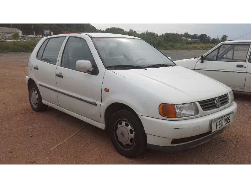 volkswagen polo berlina (6n1) del año 1996