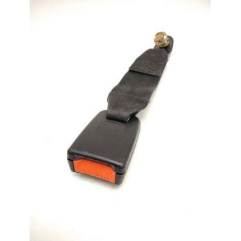 Recambio de enganche cinturon trasero izquierdo para nissan terrano ii (r20) 2.7 td 4wd referencia OEM IAM 888420F010  