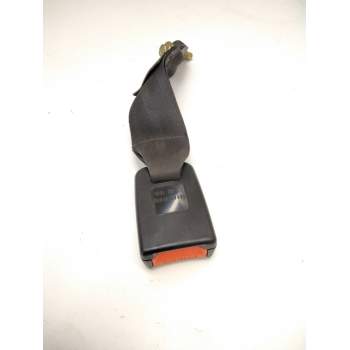 Recambio de enganche cinturon trasero izquierdo para nissan terrano ii (r20) 2.7 td 4wd referencia OEM IAM 888420F010  