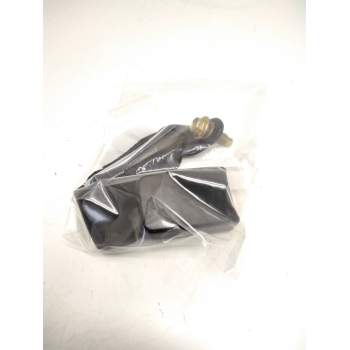 Recambio de enganche cinturon trasero izquierdo para nissan terrano ii (r20) 2.7 td 4wd referencia OEM IAM 888420F010  