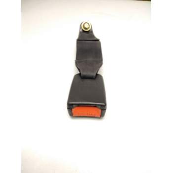 Recambio de enganche cinturon trasero izquierdo para nissan terrano ii (r20) 2.4 4wd referencia OEM IAM 888420F010  