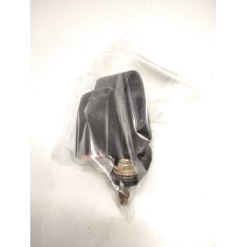 Recambio de enganche cinturon trasero izquierdo para nissan terrano ii (r20) 2.4 4wd referencia OEM IAM 888420F010  