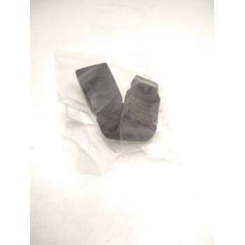 Recambio de enganche cinturon trasero izquierdo para nissan terrano ii (r20) 2.7 td 4wd referencia OEM IAM 888420F010  