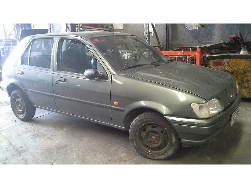 ford fiesta berlina (dx) del año 1995