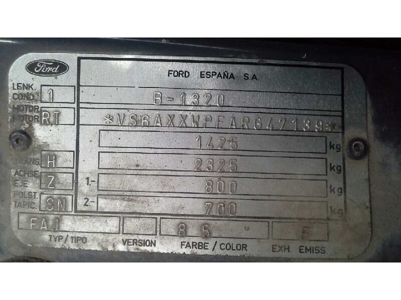 ford fiesta berlina (dx) del año 1995