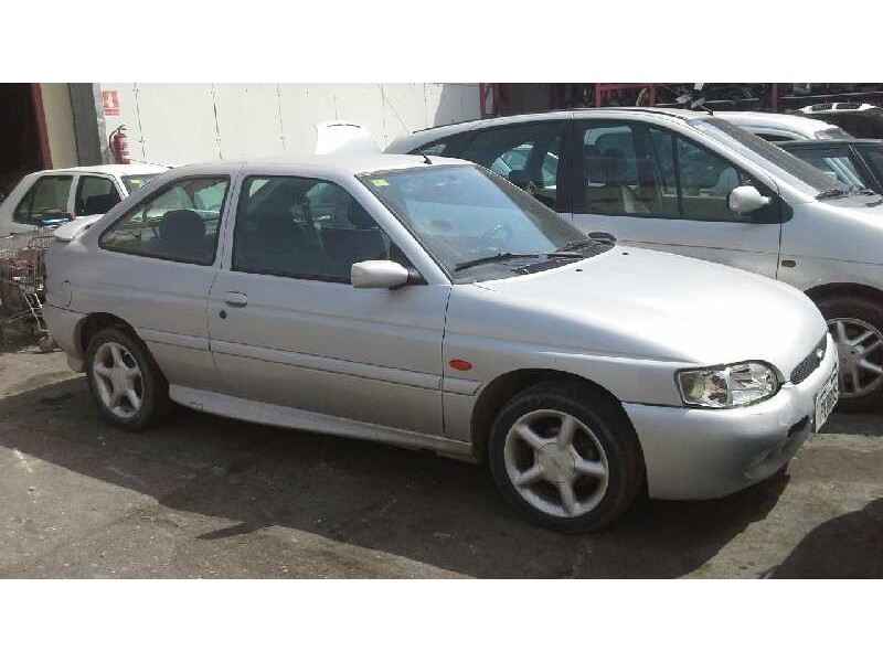 ford escort berlina/turnier del año 1998