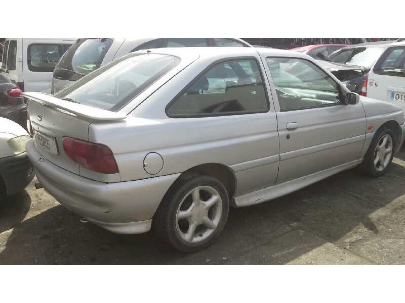 ford escort berlina/turnier del año 1998