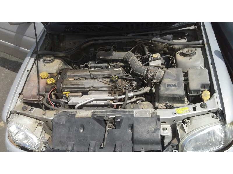 ford escort berlina/turnier del año 1998