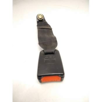 Recambio de enganche cinturon trasero izquierdo para nissan terrano ii (r20) 2.7 td 4wd referencia OEM IAM 888420F010  