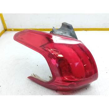 Recambio de piloto trasero izquierdo para peugeot 2008 (--.2013) active referencia OEM IAM 9826730480  