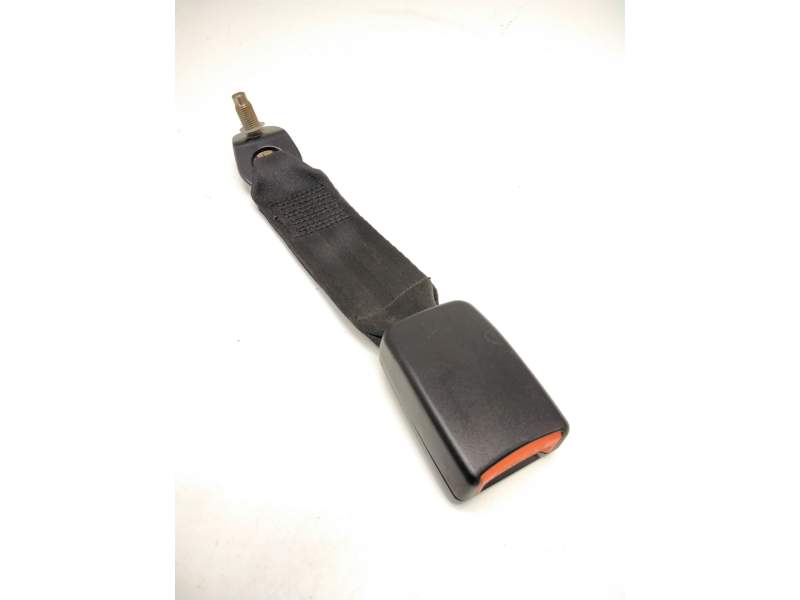 Recambio de enganche cinturon trasero izquierdo para nissan terrano ii (r20) 2.7 td 4wd referencia OEM IAM 888420F010  
