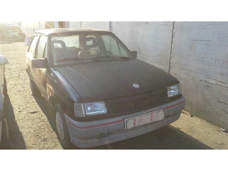 opel corsa a del año 1992