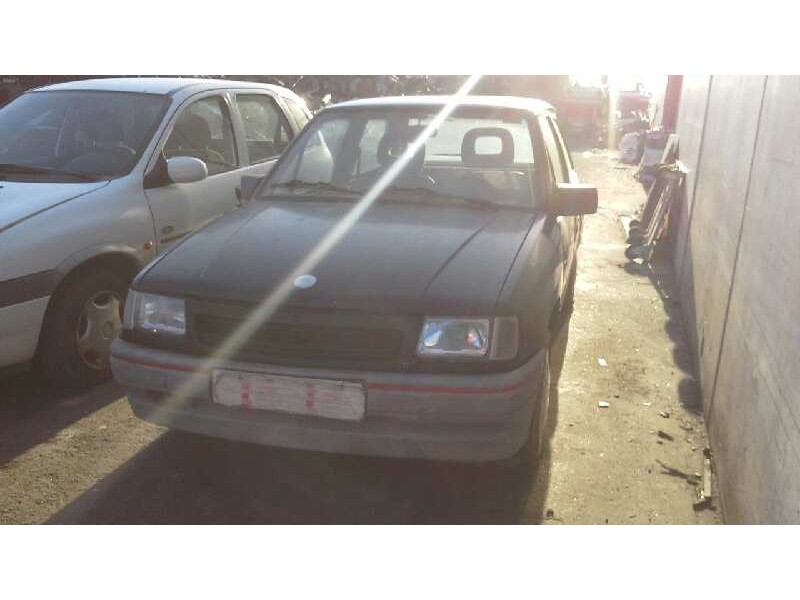 opel corsa a del año 1992