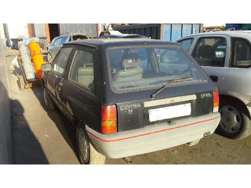 opel corsa a del año 1992