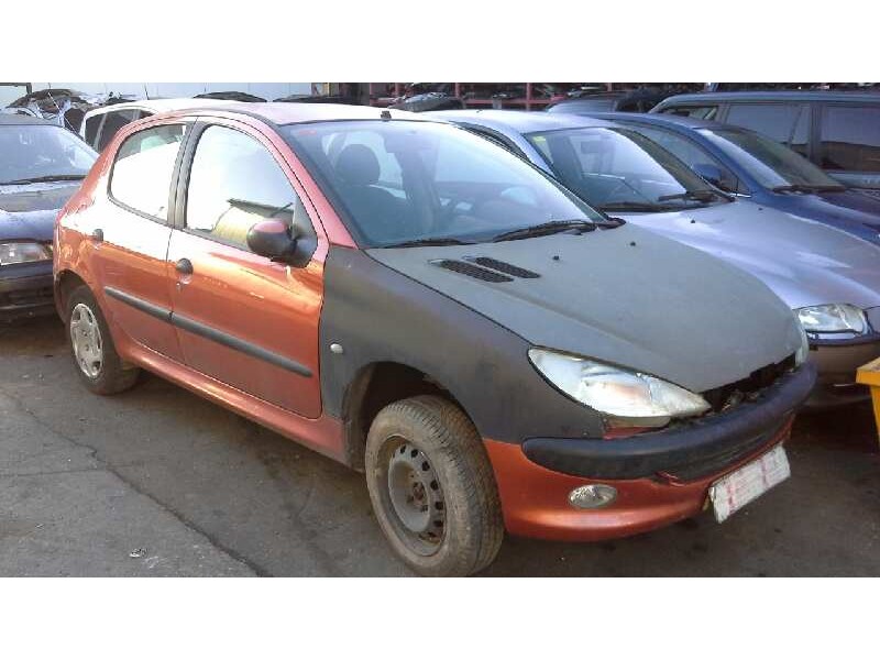 peugeot 206 berlina del año 1999