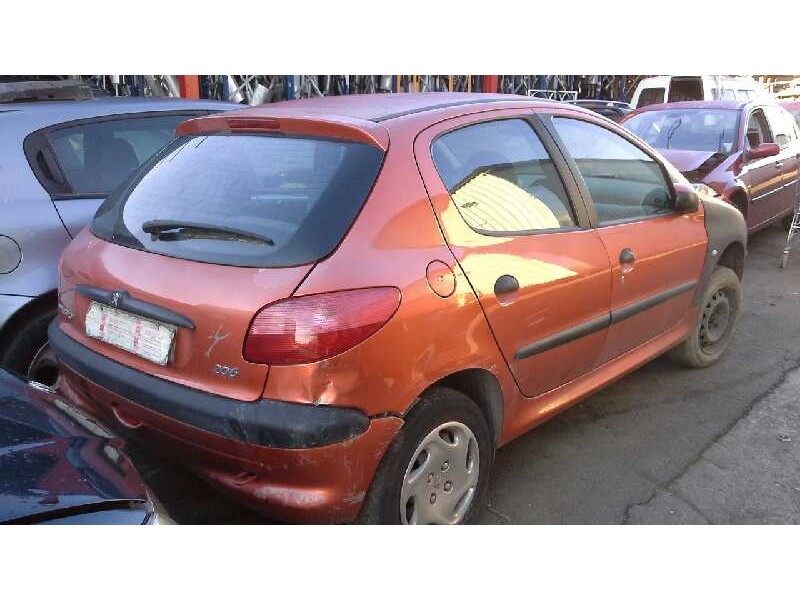 peugeot 206 berlina del año 1999