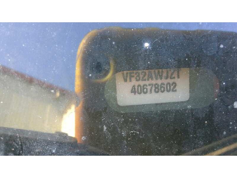 peugeot 206 berlina del año 1999