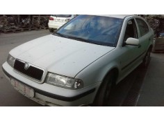 skoda octavia berlina (1u2) del año 2000 2